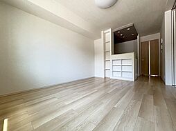 クラール 1階1LDKのリビング/ダイニング