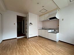 近藤ビル 3階2DKのリビング/ダイニング