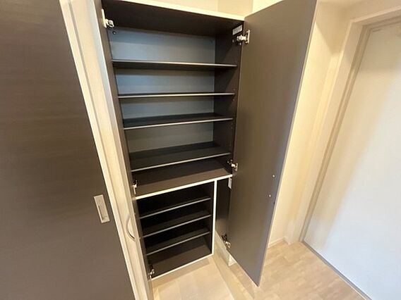 Univalye—cloud_その他_1