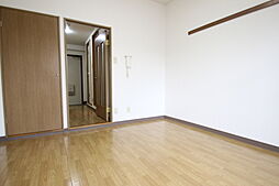 フルールナカガワIII 2階1Kのリビング/ダイニング