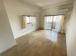 プランドール西観音 8階1Kのリビング/ダイニング