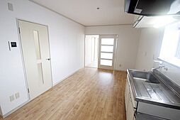 コーポ寺岡 3階2DKのリビング/ダイニング