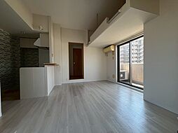 グランマーレ18 7階ワンルームのリビング/ダイニング