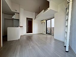 グランマーレ18 3階ワンルームのリビング/ダイニング