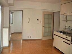 広島電鉄5系統 比治山橋駅 徒歩11分の賃貸マンション 5階2DKのリビング/ダイニング