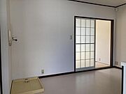 ※別室の写真を使用しております※