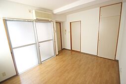 アーバン三篠 3階1Kのリビング/ダイニング