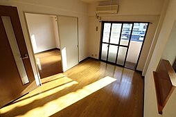 コーポA&H 2階1LDKのリビング/ダイニング