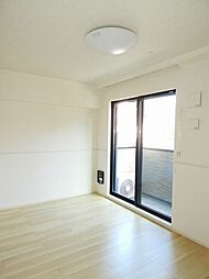 エム　スクエア 1階1LDKのリビング/ダイニング