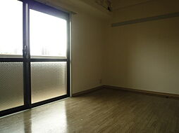 第18やたがいビル 3階2Kのリビング/ダイニング