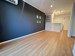 オーシャムY 105 1階1LDKのリビング/ダイニング