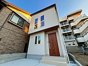 宇品2丁目駅より徒歩4分 新築 2階建の賃貸物件