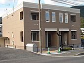 安芸郡熊野町初神3丁目 2階建 築13年のイメージ