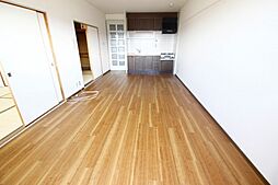 アームズ皆実 7階3LDKのリビング/ダイニング