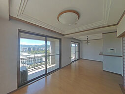 モア・マリオ平和公園 13階3LDKのリビング/ダイニング