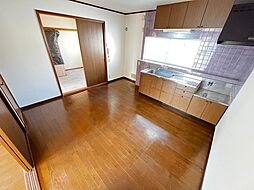 ソレアード東野A棟 2階3LDKのリビング/ダイニング