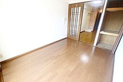 グランドール西旭町 6階1Kのリビング/ダイニング