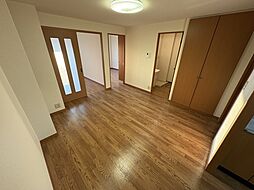 ラルジュ・ミリュー 1階2LDKのリビング/ダイニング