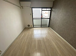 ウエストヒル 2階1Kのリビング/ダイニング