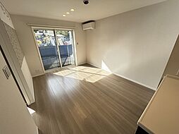 メゾンドノアール 1階2LDKのリビング/ダイニング