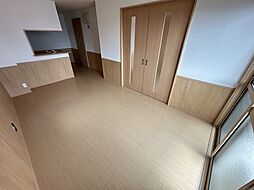 リビングタウン山本　Ｂ棟 2階2LDKのリビング/ダイニング