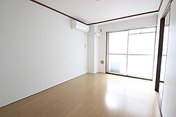 コムメイトマンション 3階2DKのリビング/ダイニング