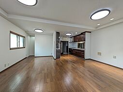 弓立ビル 2階2LDKのリビング/ダイニング