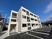 ラブリサ 3階 築4年2ヶ月の賃貸物件