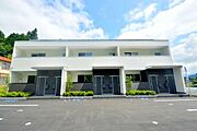  2階 築11年4ヶ月の賃貸物件