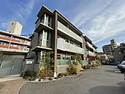 修大協創中高前駅より徒歩6分 3階 築11年8ヶ月の賃貸物件