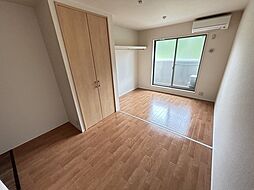 テラコッタ 1階ワンルームのリビング/ダイニング