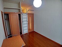 レオパレスＶｅｒｄｅ江波 3階1Kのリビング/ダイニング