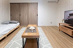 Prive上安 1階1Kのリビング/ダイニング