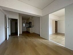 コーポラスウエキ 4階2LDKのリビング/ダイニング