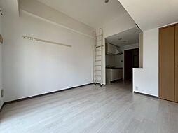 グランマーレ18 7階ワンルームのリビング/ダイニング