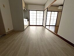 シャトー巌 2階3DKのリビング/ダイニング