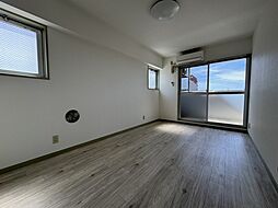 ベルクール桂 4階ワンルームのリビング/ダイニング