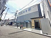 リフレスロイヤルシティV 2階 築2年1ヶ月の賃貸物件