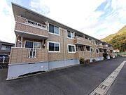  2階 築18年11ヶ月の賃貸物件