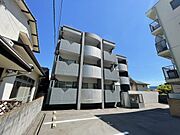 草津駅より徒歩2分 3階 築31年2ヶ月の賃貸物件