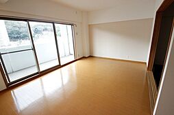 アーバンライフ相田 6階3LDKのリビング/ダイニング