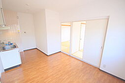 メゾン河野 3階3DKのリビング/ダイニング