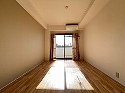 ローベンハイム永井 5階1Kのリビング/ダイニング