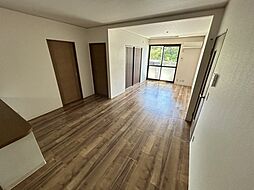 T.Village　A棟 1階2LDKのリビング/ダイニング