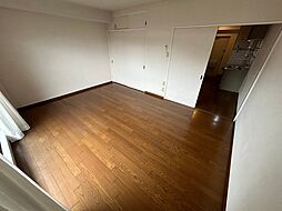 ラ・フィレンツェII 1階1DKのリビング/ダイニング