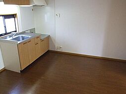 モン・ディマンシュ 2階1LDKのリビング/ダイニング