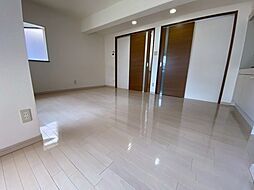 グレイス山本 1階ワンルームのリビング/ダイニング