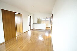 Ｖｉｌｌａｇｅ毘沙門 5階3LDKのリビング/ダイニング