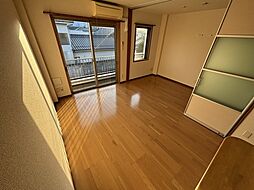 グランドゥール　渡 2階1LDKのリビング/ダイニング