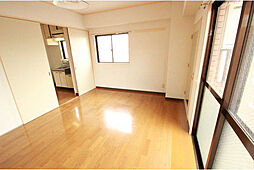 メゾンKR 4階1Kのリビング/ダイニング